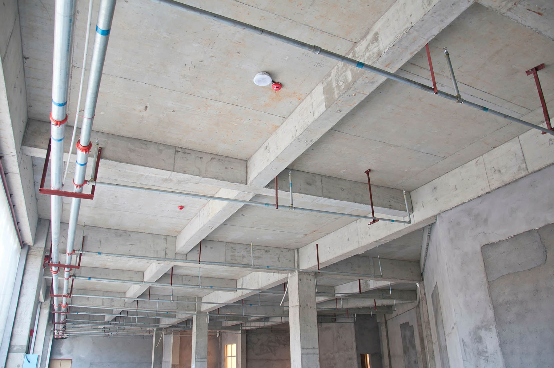 Fireproofing with Concrete: Enhancing Safety in Construction